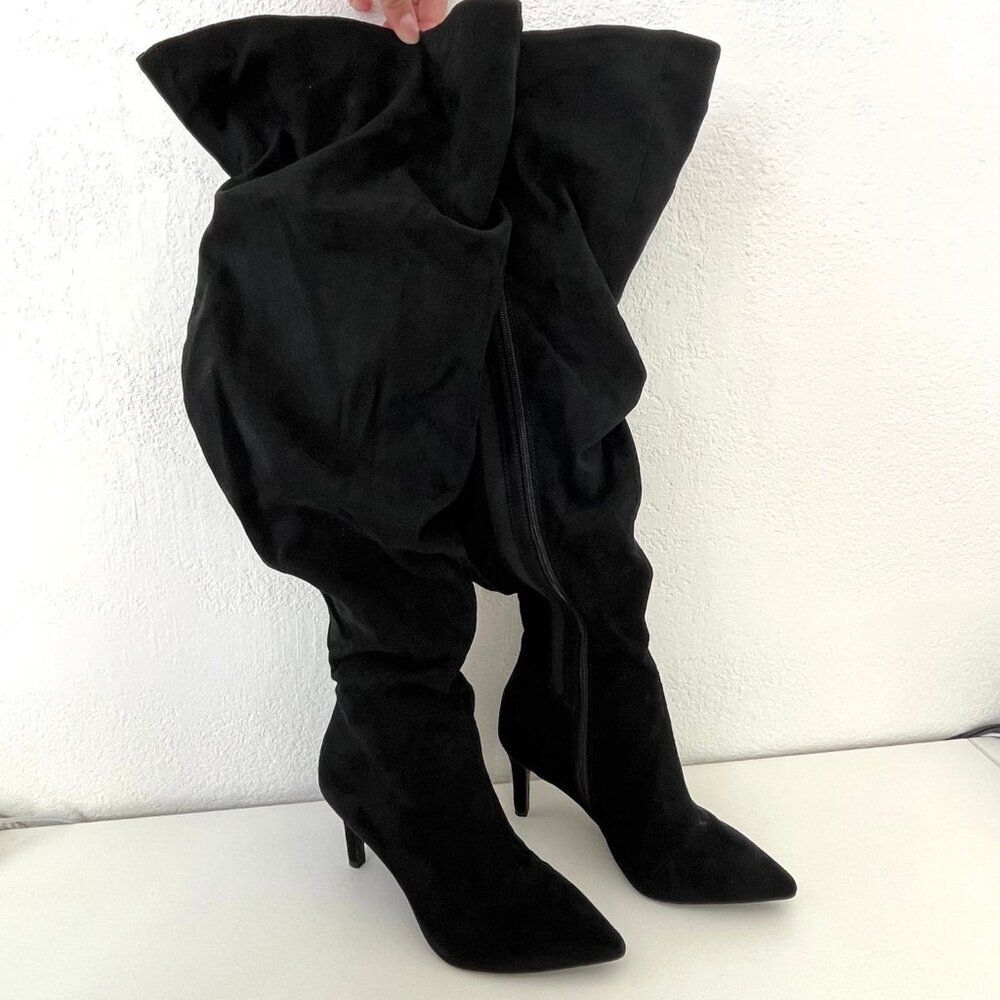 New Torrid Black Over the Knee Scrunch Faux Suede Boots - Size 8WW
